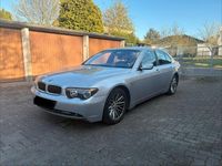 Gebraucht BMW 745 333 PS (244 kW) 2001 Silber Limousine