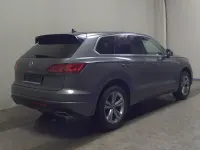 Second-hand VW Touareg R-line 231 CP (169 kW) 2022 Gri SUV