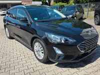 Gebraucht Ford Focus Titanium 150 PS (110 kW) 2020 Schwarz Kombi