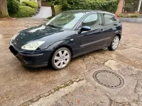 Gebraucht Ford Focus 75 PS (55 kW) 2003 Blau Kleinwagen