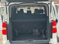 Gebraucht Peugeot Traveller Active 177 PS (130 kW) 2018 Weiß Van / Kleinbus