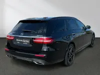Gebraucht Mercedes E300 AMG 306 PS (225 kW) 2023 Unilack schwarz Kombi