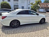 Gebraucht Mercedes CLA250 218 PS (160 kW) 2017 Weiß Limousine