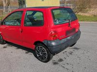 Second-hand Renault Twingo 60 CP (44 kW) 2003 Roșu Hatchback