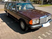 Brugt Mercedes E280 185 HK (136 kW) 1983 Brun Stationcar