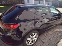 Second-hand Seat Leon 125 CP (91 kW) 2017 Negru Berlinǎ