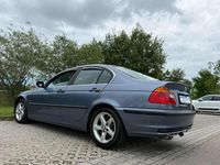 Second-hand BMW 323 170 CP (125 kW) 2000 Albastru Berlinǎ