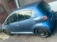 Gebraucht Toyota Aygo 68 PS (50 kW) 2009 Blau Kleinwagen