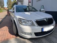 gebraucht Skoda Octavia 2.0 TDI DPF DSG Sport Edition Combi ...