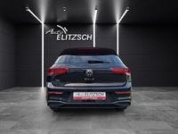 Gebraucht VW Golf VIII 116 PS (85 kW) 2020 Deep black perleffekt Limousine