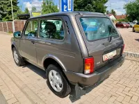 Gebraucht Lada Taiga 83 PS (61 kW) 2019 Braun met. SUV