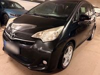 Gebraucht Toyota Verso-S Cool 90 PS (66 kW) 2011 Schwarz Van / Kleinbus