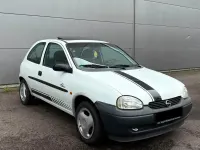 Gebraucht Opel Corsa 60 PS (44 kW) 1997 Weiß Kleinwagen