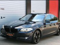 Gebraucht BMW 525 Sport Line 218 PS (160 kW) 2012 Blau Limousine