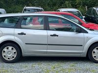 Gebraucht Ford Focus Trend 101 PS (74 kW) 2005 Blau Limousine