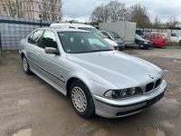 Gebraucht BMW 520 150 PS (110 kW) 1999 Silber Limousine
