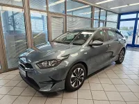 Neu Kia Ceed 140 PS (102 kW) 2026 Schwarz Kleinwagen