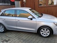 Gebraucht Audi A1 Sportback Attraction 86 PS (63 kW) 2014 Grau Kleinwagen