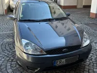 Gebraucht Ford Focus Trend 101 PS (74 kW) 2002 Grau Limousine