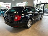 Gebraucht Skoda Superb Elegance 170 PS (125 kW) 2012 Schwarz Kombi