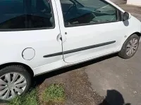 Second-hand Renault Twingo 58 CP (42 kW) 2004 Alb Hatchback