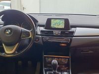 Gebraucht BMW 218 Advantage 136 PS (100 kW) 2016 Schwarz Kombi