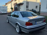 Gebraucht BMW 320 Performance 150 PS (110 kW) 1993 Silber Limousine