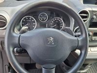 Gebraucht Peugeot TePee Active 99 PS (72 kW) 2015 Grau Van / Kleinbus