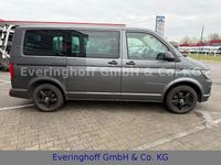 Second-hand VW Multivan 150 CP (110 kW) 2016 Gri Monovolum