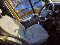 Second-hand Ford Transit 87 CP (63 kW) 2011 Galben Monovolum