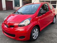 Gebraucht Toyota Aygo 68 PS (50 kW) 2009 Rot Kleinwagen