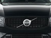 Gebraucht Volvo V60 Ultra 310 PS (228 kW) 2025 Schwarz Kombi