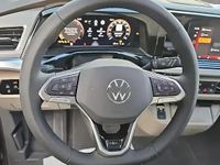 Gebraucht VW Multivan Life 150 PS (110 kW) 2025 Starlight blue metallic Van