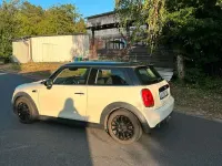 Gebraucht Mini Cooper Chili 136 PS (100 kW) 2014 Weiß Kleinwagen