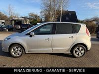 Gebraucht Renault Scénic III Dynamique 110 PS (80 kW) 2010 Silber Van / Kleinbus