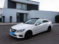 Gebraucht Mercedes E200 184 PS (135 kW) 2015 Weiß Coupé