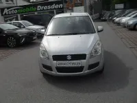 Gebraucht Suzuki Splash Basic 65 PS (47 kW) 2010 Grau Kleinwagen