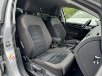 gebraucht VW Golf VII Lim. Highline BMT Sitzheizung BiXenon