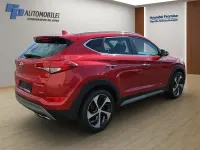 Gebraucht Hyundai Tucson Style 177 PS (130 kW) 2018 Rot SUV