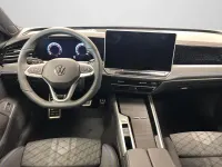 Gebraucht VW Passat 193 PS (141 kW) 2026 Diabasgrau metallic (metallic) Kombi