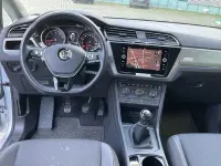 Gebraucht VW Touran Trendline 110 PS (80 kW) 2017 Silber Van / Kleinbus