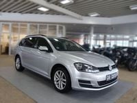 Gebraucht VW Golf VII 86 PS (63 kW) 2015 Reflexsilber (metallic) Kombi