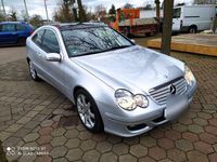 Gebraucht Mercedes C200 163 PS (119 kW) 2005 Silber Coupé