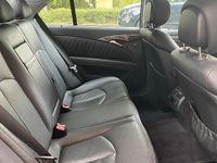 Gebraucht Mercedes E320 Avantgarde 224 PS (164 kW) 2006 Schwarz Limousine