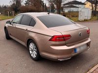 Gebraucht VW Passat Highline 150 PS (110 kW) 2017 Limousine