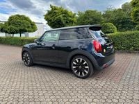 Gebraucht Mini Cooper SE 135 kW (184 PS) 2022 Schwarz Kleinwagen