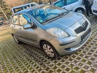 Gebraucht Toyota Yaris Luna 90 PS (66 kW) 2006 Grau Limousine
