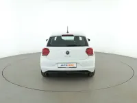 Gebraucht VW Polo Comfortline 95 PS (69 kW) 2021 Weiß Kleinwagen
