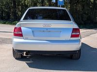 Używany Audi A4 Performance 101 KM (74 kW) 1999 Srebrny Sedan/Limuzyna