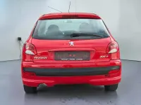 Gebraucht Peugeot 206+ Basis 60 PS (44 kW) 2009 Rot Kleinwagen
